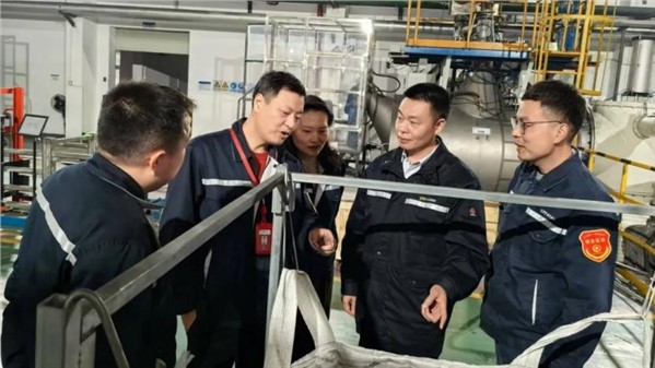 中鎢高新黨委委員、副總經(jīng)理沈慧明到公司調(diào)研